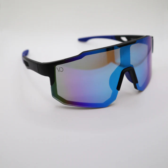 Black & Blue