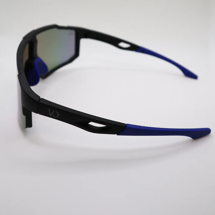 Black & Blue